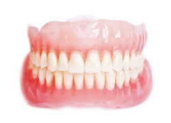 中央公園歯科クリニックがオススメする入れ歯の特徴